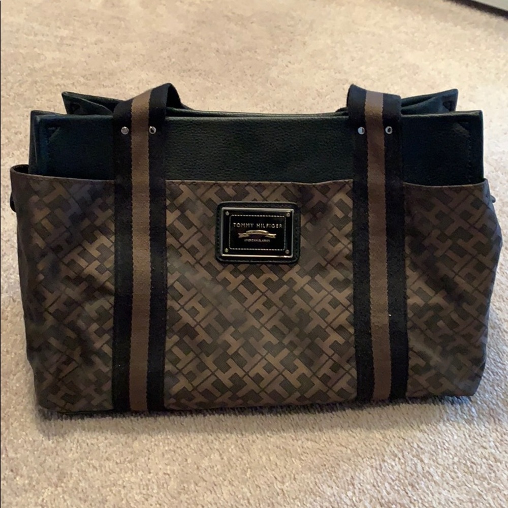Tommy Hilfiger purse